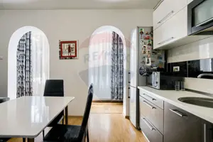 Apartament cu 2 camere de vânzare în zona Ultracentral