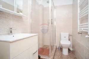 Apartament elegant de 3 camere de vânzare Rediu Comision 0% - imagine 14
