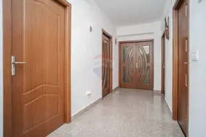 Apartament elegant de 3 camere de vânzare Rediu Comision 0% - imagine 18