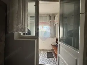 Ap. cu 3 camere, et.4, str. Feleac 1A - imagine 4