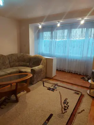 Se vinde apartament - imagine 2