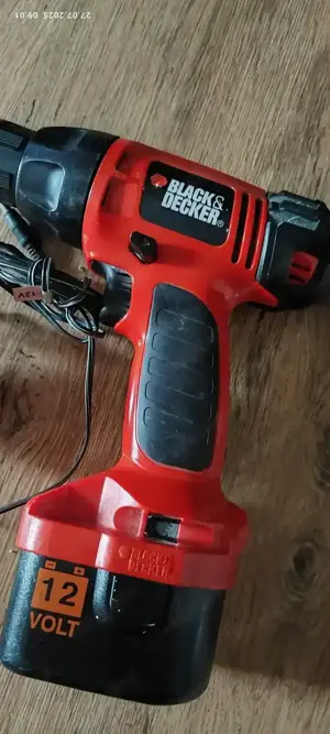 masina de gaurit black & decker 12 v - imagine 2