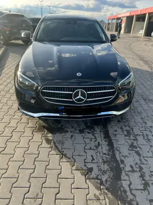Vand Mercedes E 200 - fabricație 2022 - imagine 3