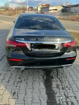 Vand Mercedes E 200 - fabricație 2022