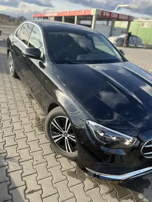 Vand Mercedes E 200 - fabricație 2022 - imagine 10