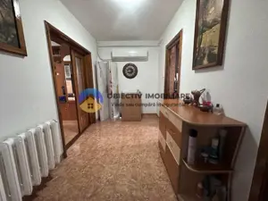 Apartament 3 camere de vânzare – Bulevardul General Dăscălescu, Piatra Neamț - imagine 16