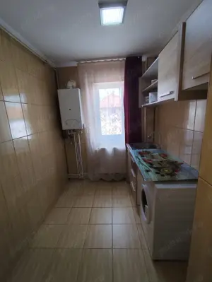 Vând apartament 2 camere situat in Vulcan