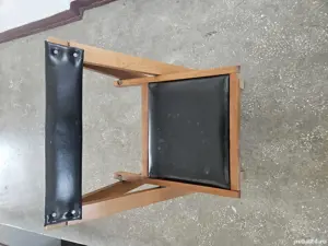 Lavoar cu picior, porțelan alb, și baterie+oglindă și 2 scaune pliante. - imagine 3