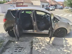 De vânzare - Opel Meriva, an 2011, euro 5 - imagine 9