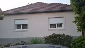 Vand proprietate cu posibilitati diverse in Curtici