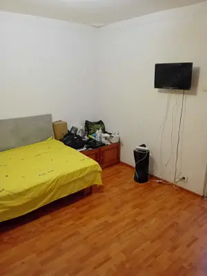 Vând garsoniera - imagine 3