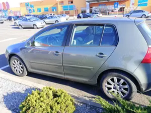 Vând Volkswagen Golf 5 - imagine 3 Vând Volkswagen Golf 5 - imagine 3
