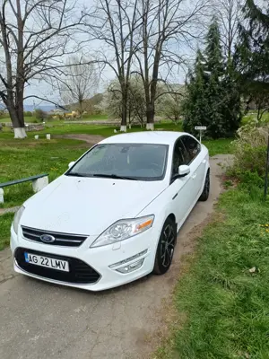 Mondeo2013,amatriculat,automat,foarte îngrijit,nefumator,cauciucuri noi ,baterie noua etc