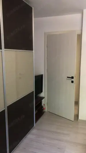 Apartament decomandat et 1 4  - imagine 2 Apartament decomandat et 1 4  - imagine 2