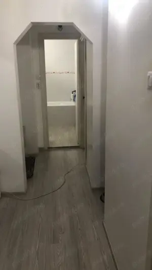 Apartament decomandat et 1 4  - imagine 3 Apartament decomandat et 1 4  - imagine 3