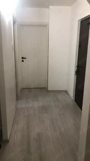 Apartament decomandat et 1 4  - imagine 6 Apartament decomandat et 1 4  - imagine 6