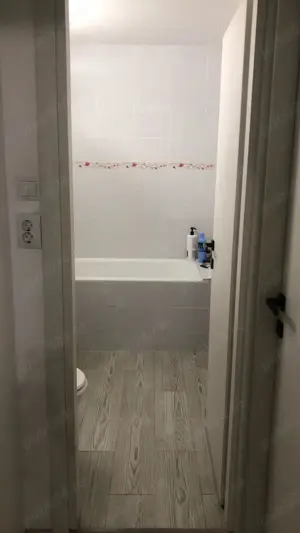 Apartament decomandat et 1 4  - imagine 7 Apartament decomandat et 1 4  - imagine 7