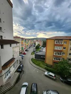 Apartament 2 camere 45m2 Bulevard Alba iulia, bocul mutat pe sine - imagine 8