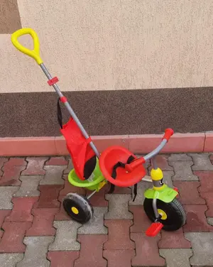 Trotineta copii cu centura de siguranță