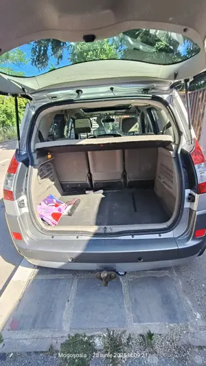 Vând Renault Scenic ll