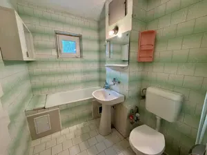 Proprietar vând apartament cu 2 camere, zona Steaua, decomandat, confort 1 - imagine 10