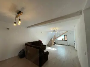 Vand 1 2 duplex , P+1 , constructie noua , in comuna Sacalaz - imagine 5