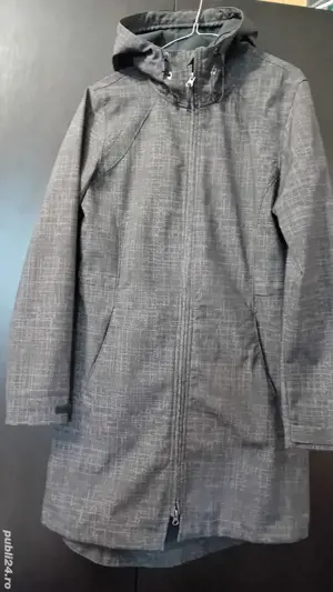 Geaca impermeabila cu gluga-primavara-toamna