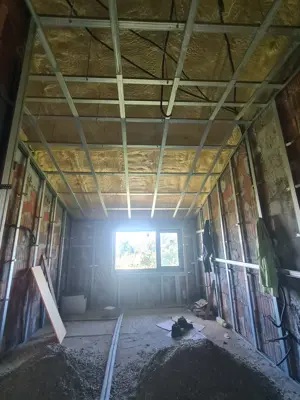 Vand casa nou in cazasu la soseaua principala - imagine 6