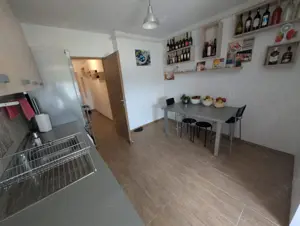 Apartament 2 camere decomandat,  parcare, zona Vivo