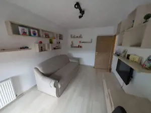 Apartament 2 camere decomandat,  parcare, zona Vivo