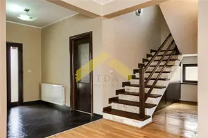 Casa de vanzare in Vladimirescu Cartierul Tineretului - imagine 6