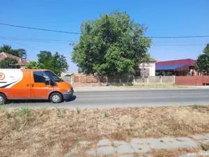 casă la șoseaua principală curte 2500m2 curte   - imagine 4