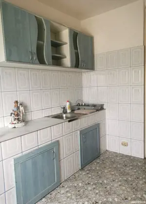 Apartament 3 camere, etaj 3, decomandat, bilateral cu 2 balcoane