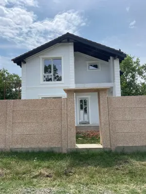 Casa individuala in Sacosul Turcesc 135.000 euro Pompe de caldura