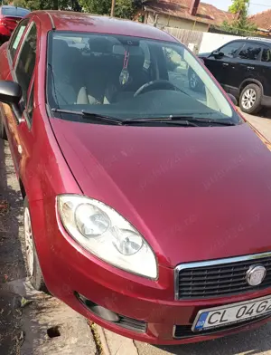 Vând Fiat benzină 2008 