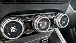 Renault Zoé 52 Electric 2020 ca Nou  - imagine 4 Renault Zoé 52 Electric 2020 ca Nou  - imagine 4