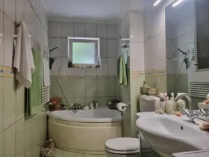 Spectacol&culoare! Apartament unic in Bacau! Aleea Ghioceilor, etaj 1 - imagine 16