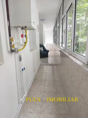 Lapusneanu - v-a-v Parc Tabacarie: Apartament trei camere, doua holuri, etaj 2, gaze, amenajari - imagine 5