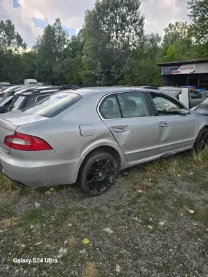 Dezmembrez Skoda Superb Motor 2.0 TDI Euro 5 Tip  CBBB ,an 2010 - imagine 7