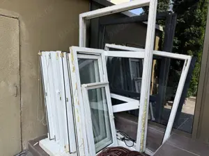 Vând tâmplărie PVC albă cu geam termopan   stare foarte bună