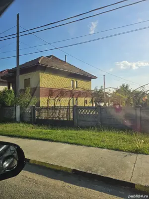 Vând vilă P+1, cu anexe și teren - zona centrala Oraș Tismana, Gorj - imagine 2