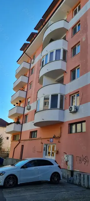 Vand apartament 3 camere spatios - imagine 12