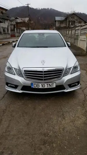 Mercedes E250