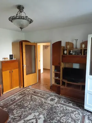 Apartament cu 4 camere decomandat, 90 mp, zona Titulescu
