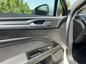 Vand Ford Mondeo 2022 - imagine 7