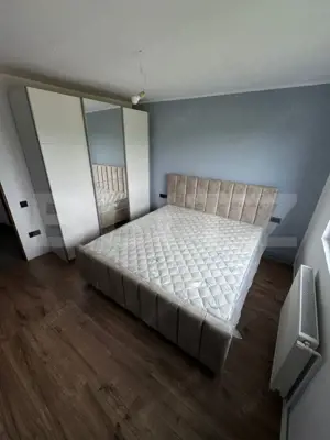 Apartament de 3 camere, renovat+garaj inclus