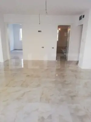 Ap 3 cam, cu gradina zona. Coresi TVA DEDUCTIBIL - imagine 3