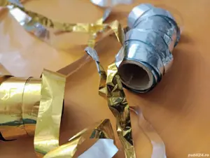 3 Benzi lucioase de împodobit Pom de Crăciun  - imagine 2