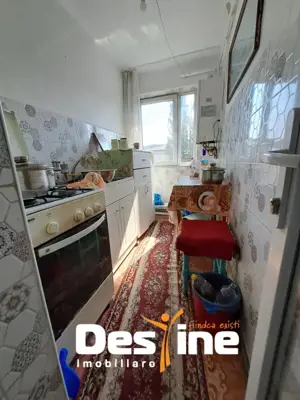 Mircea Cel Batran, Apartament 2 camere, NEDECOMANDAT, 70.000 EURO - imagine 3