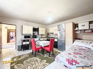 Casa luminoasa de 107 mp pe 1.000mp teren, la 250 m de izvorul cu apa minerala, zona valoroasa :Valc - imagine 14